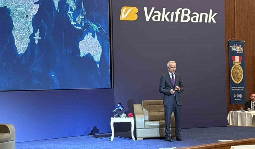 Bakan Uraloğlu, Türkiye'nin 61'inci havalimanının Trabzon'a yapılacağını açıkladı