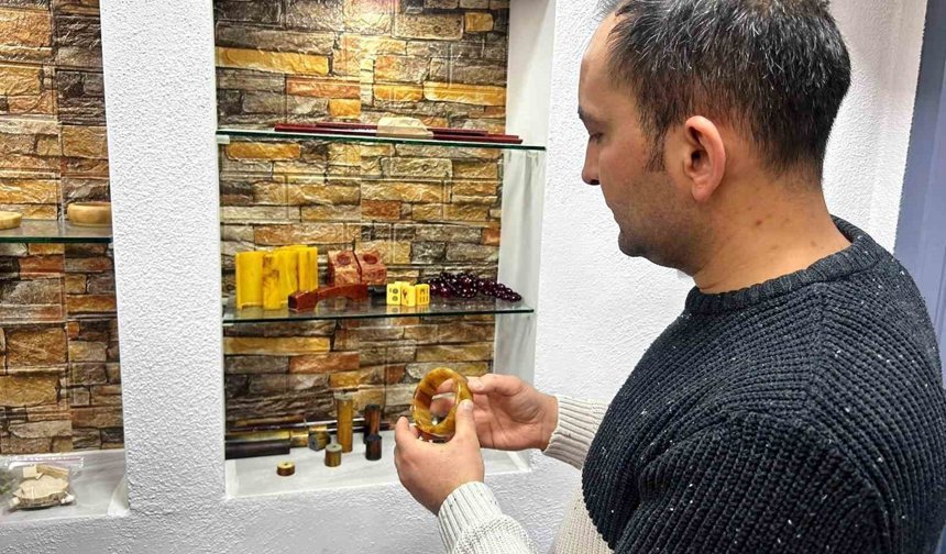 Mescid-i Nebevi modeli tespihi, çocuklarına bırakacak