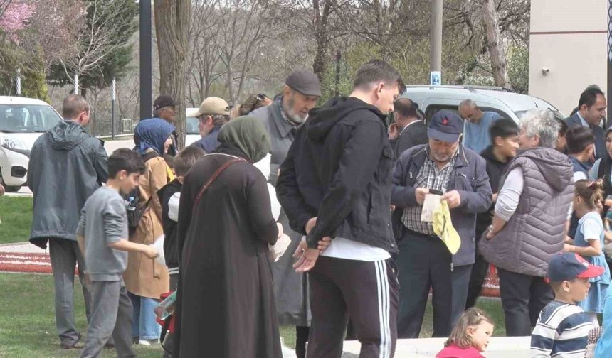 Pursaklar Belediye Başkanı Çetin: 'Bir parkın aydınlık olması güvenliği de beraberinde getiriyor'