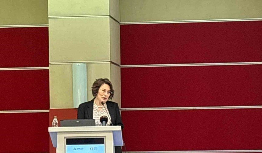 Yıldırım Akbulut TOBB ETÜ'de düzenlenen sempozyumla anıldı