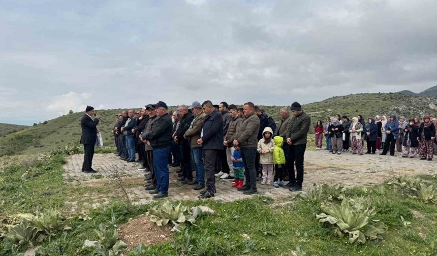 Ankara'da yağmur ve şükür duası yapıldı
