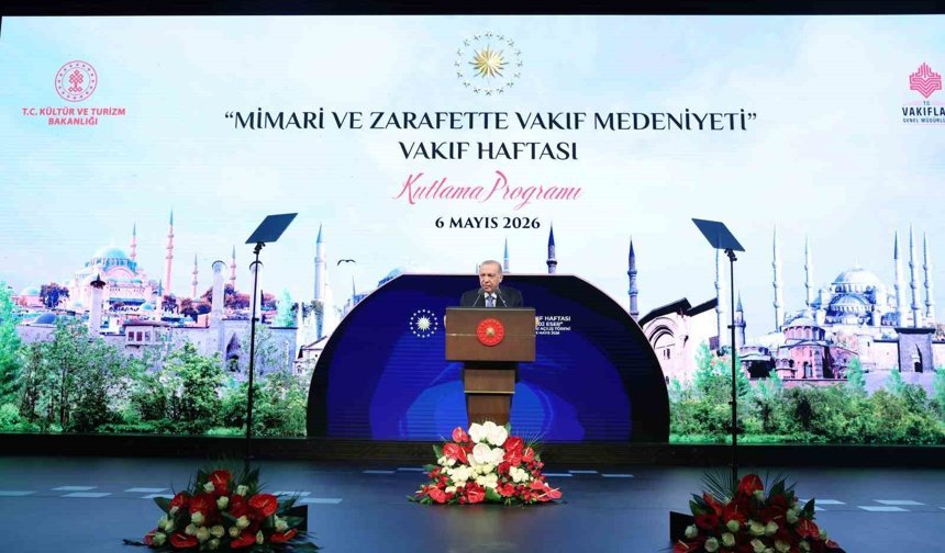Cumhurbaşkanı Erdoğan: 'Yönettiği şehri haraca bağlayanlara ses çıkarmayıp, bu milletin evlatları için samimiyetle koşturanlara engel çıkaranları sadece maşeri vicdana havale ediyoruz'
