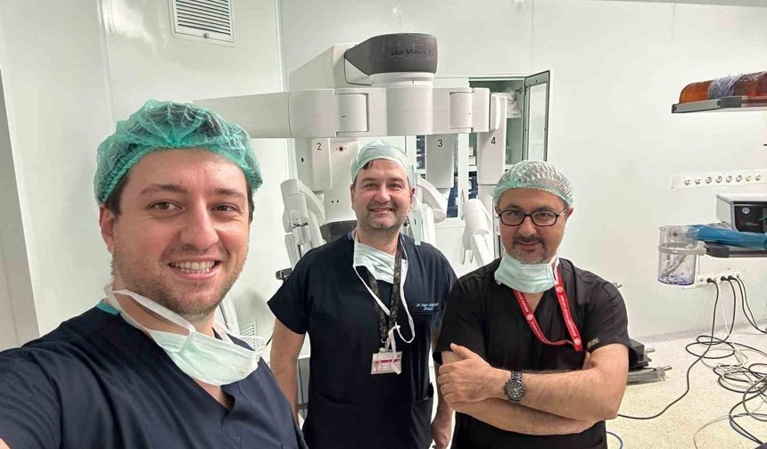 Mesane kanserine robotik çözüm: 'Kalp gibi mesane' ile yeniden hayata başladı