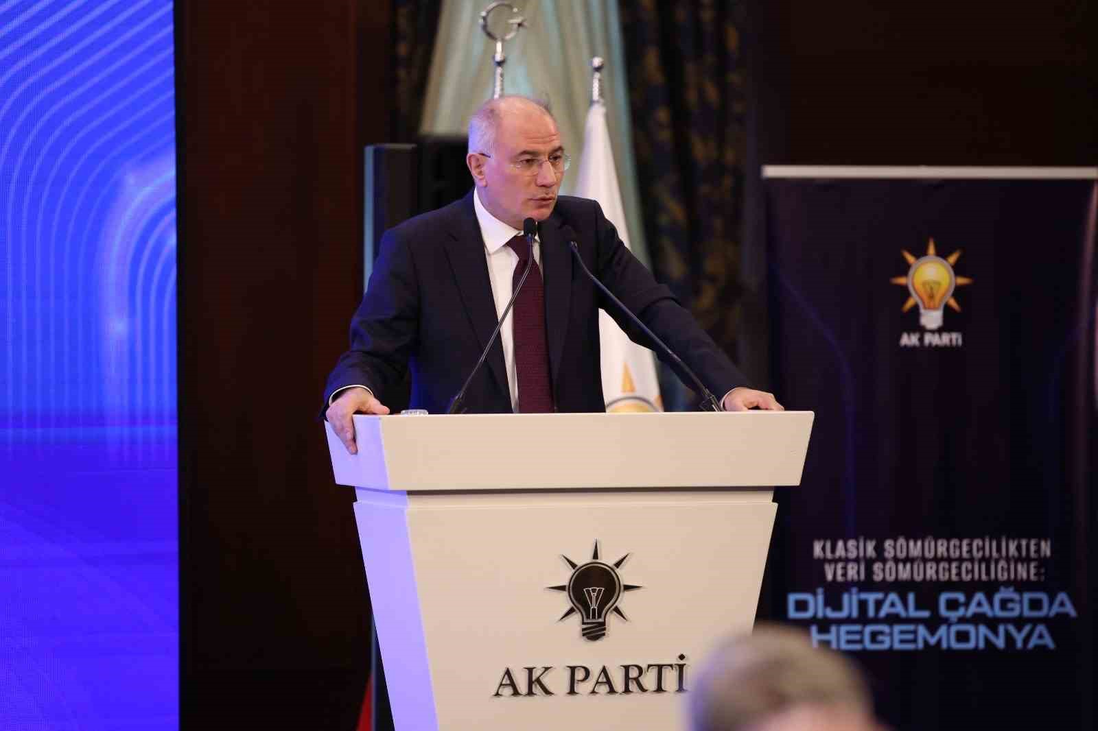 AK Parti Genel Başkanvekili Ala: 'Toplumu yönetmek için toplumun verilerini alıyorlar'