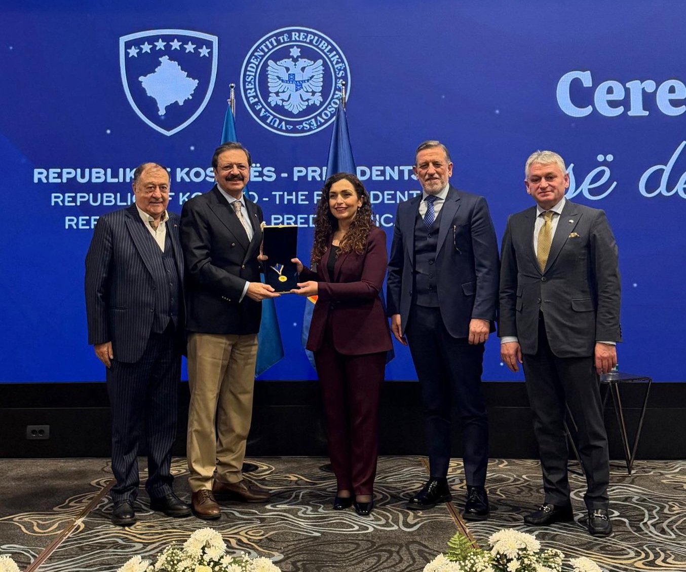 Kosova’dan Rifat Hisarcıklıoğlu’na En Yüksek Devlet Nişanı