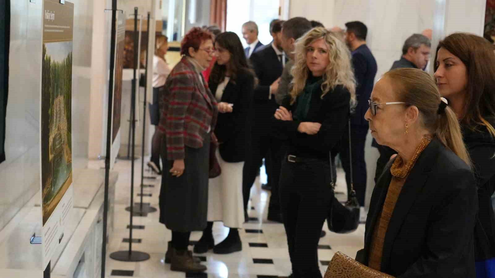 28 Mehmed Çelebi'nin Paris notları Ankara'da izleyiciyle buluştu