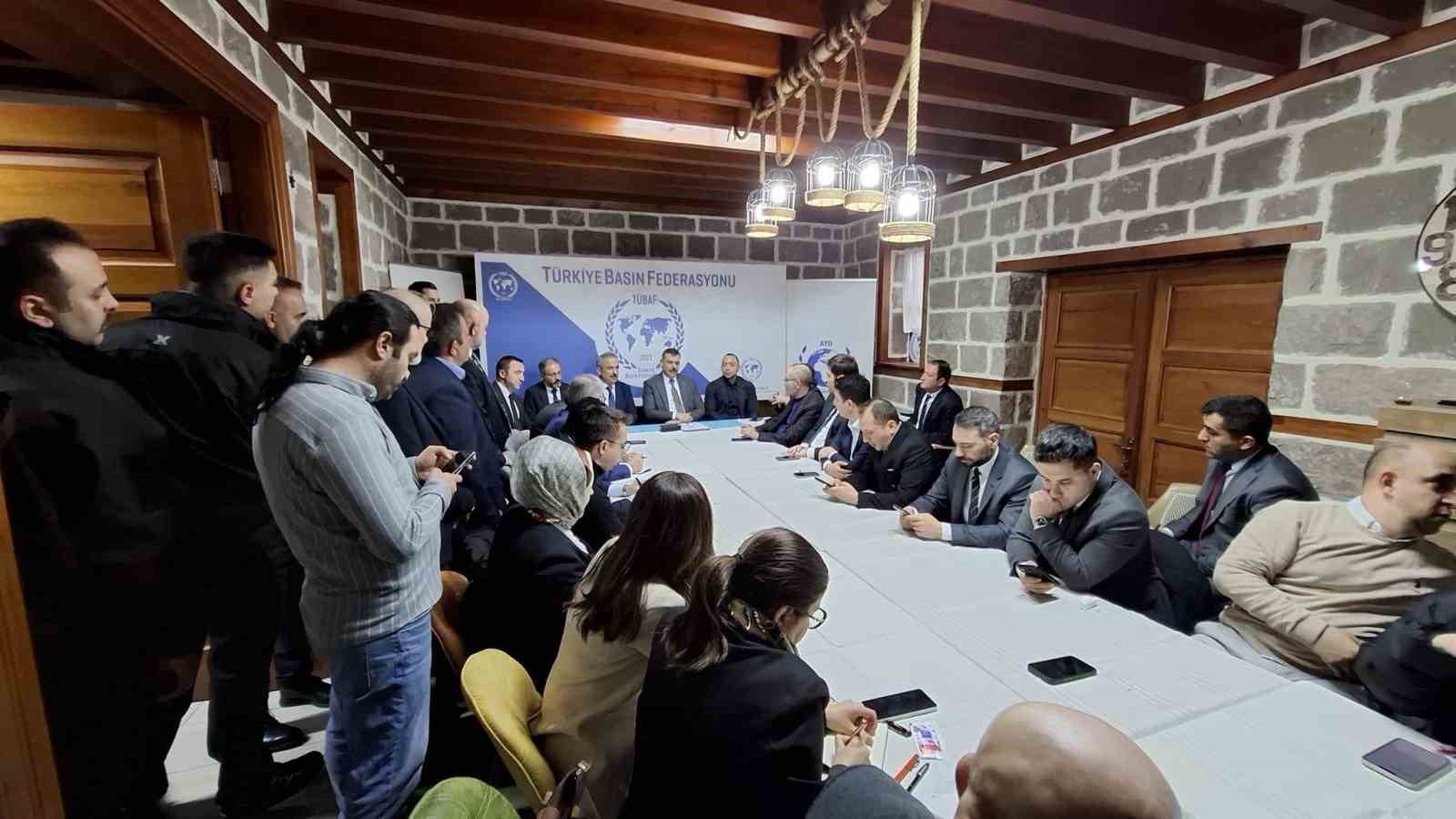 Bakan Çiftçi: 'En fazla soruşturma izni verilen belediyeler AK Parti'li belediyelerdir'