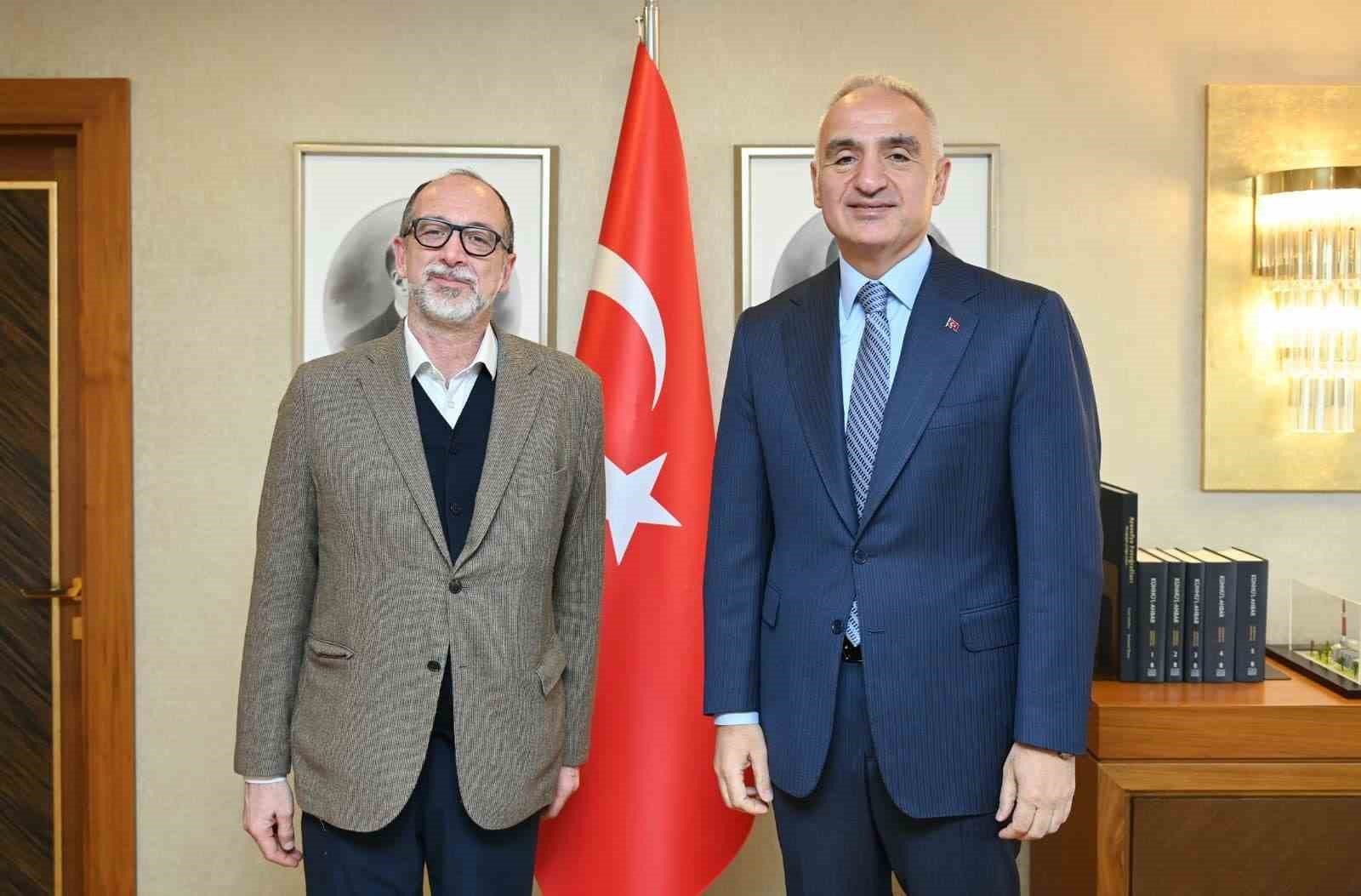 Bakan Ersoy paylaştı: Haydarpaşa ve Sirkeci müzelerine uluslararası dokunuş