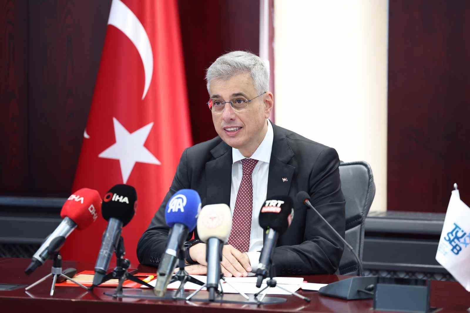 Bakan Memişoğlu: 'ODTÜ gibi bilim yuvalarımızın desteğiyle sağlık sanayisini dünyanın en iyi teknolojisi haline getireceğiz'