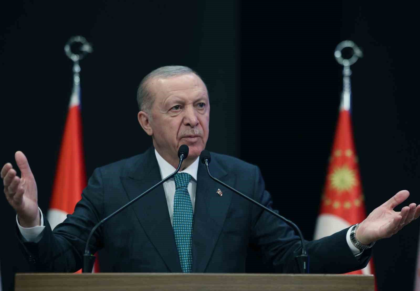 Cumhurbaşkanı Erdoğan: 'Kimse Türkiye'ye diz çöktüremeyecek. Göreceksiniz inşallah kazanan Türkiye olacak.'