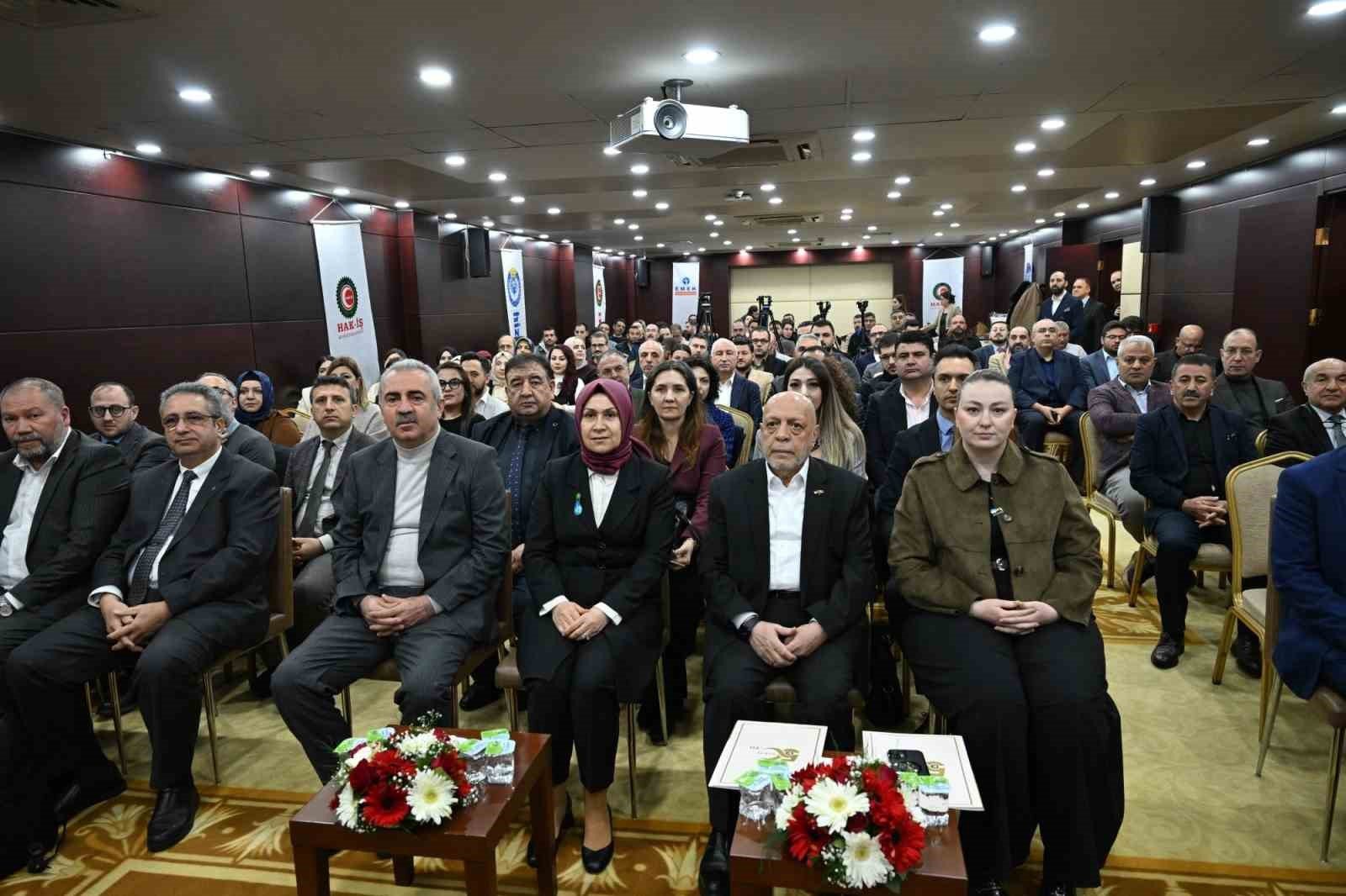 HAK-İŞ Başkanı Arslan: 'Suyun ticarileştirilmesine karşı cepheden bir mücadele başlatan Türkiye'de tek konfederasyonuz'