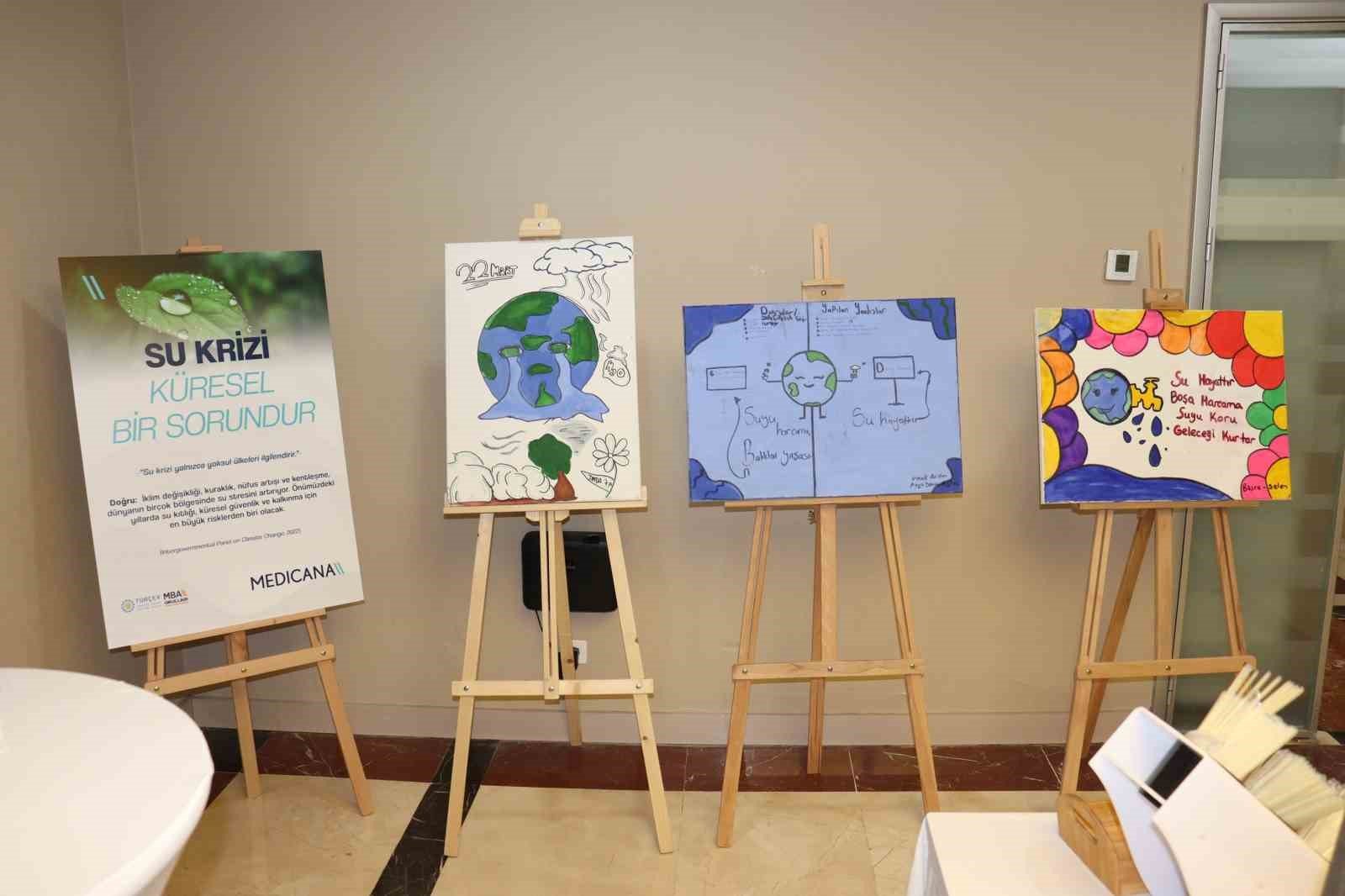 Medicana'da su farkındalığı: 'Her damla bir sorumluluk'