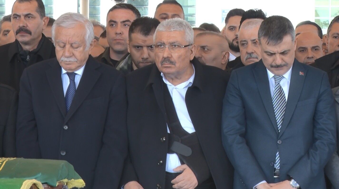 MHP Genel Başkan Yardımcısı Yalçın'ın annesi son yolculuğuna uğurlandı