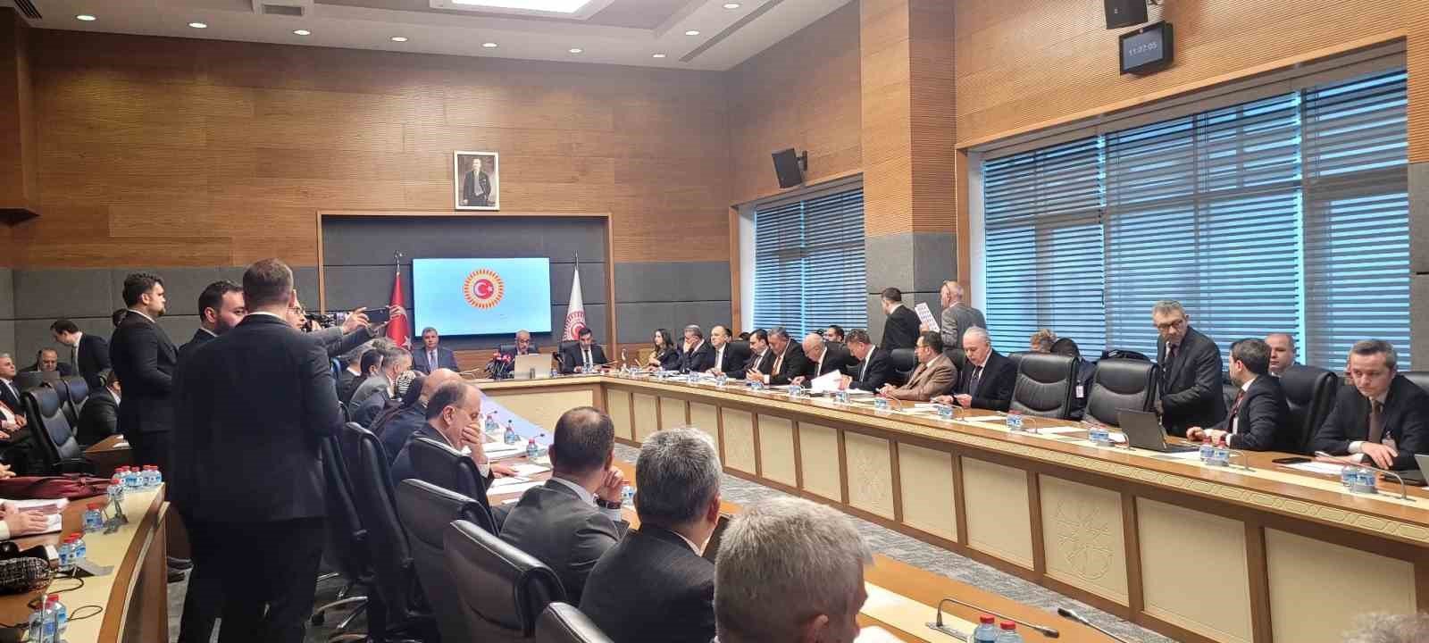 Tarım ve ormana yönelik düzenlemelerin de yer aldığı kanun teklifi komisyonda