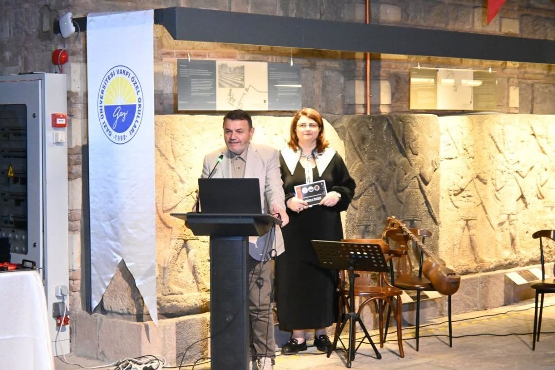 Ankarada Düzenlenen Anadolu Öyküsü Sanat Sergisinde Azerbaycan Kültürüne Dair Eserler Sergile 7