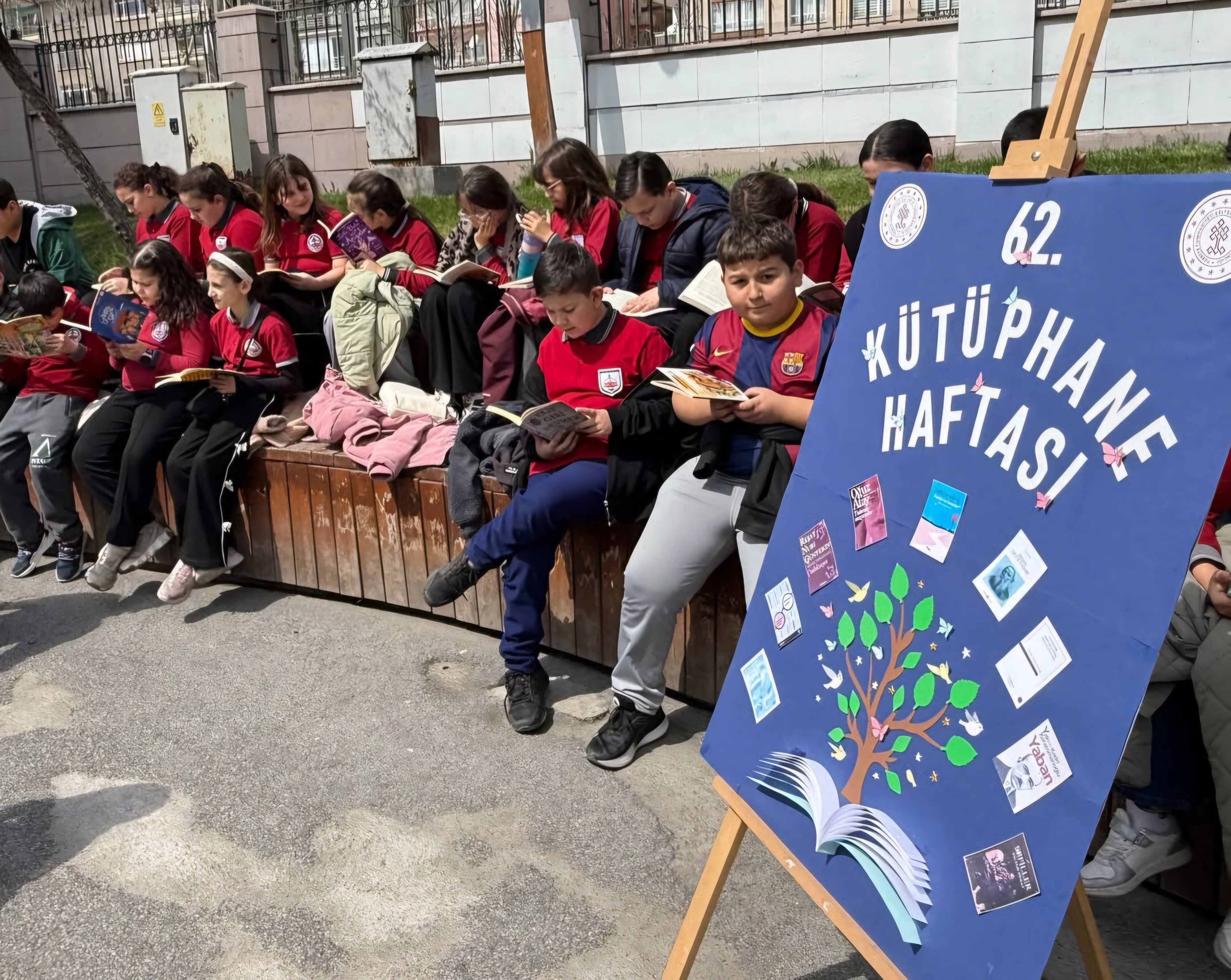 Polatlı’da Kitap Sayfaları Güneş Işığında Açıldı